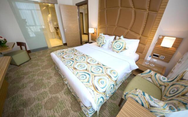 Best Western Plus: Pearl Creek Hotel