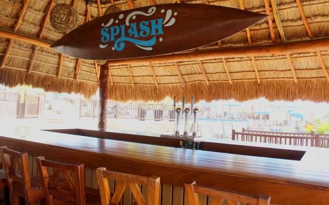 Отель Seadust Cancun Family Resort