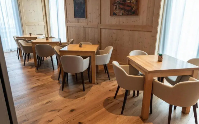 Hotel Cristallo Club