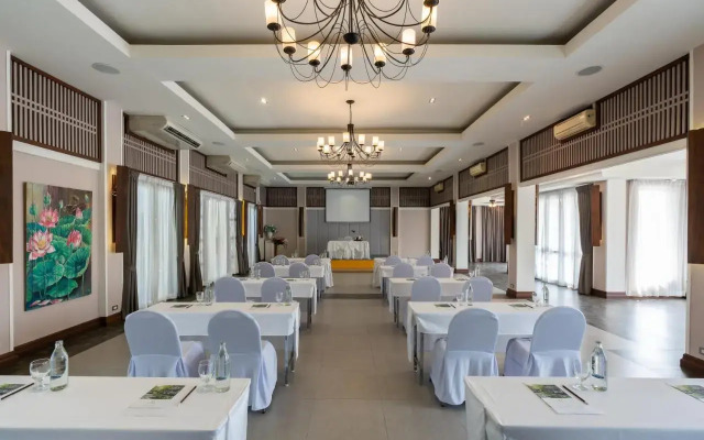 Le Charme Sukhothai Historical Park Resort