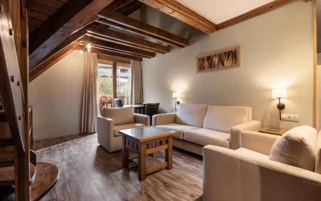 Presidential Occitania Duplex Suite with Valley View - Photo 3