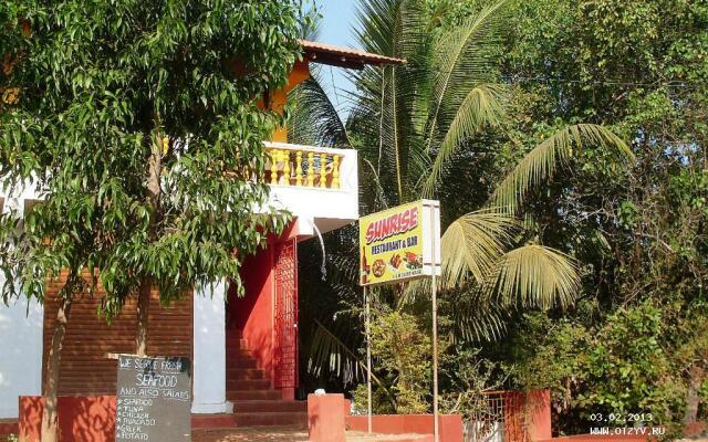 V & M Calisto Guest House
