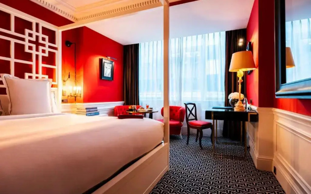 Hôtel de Berri Champs-Élysées, a Luxury Collection Hotel