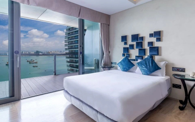 Phoenix Island Supreme Seaview Holiday Hotel