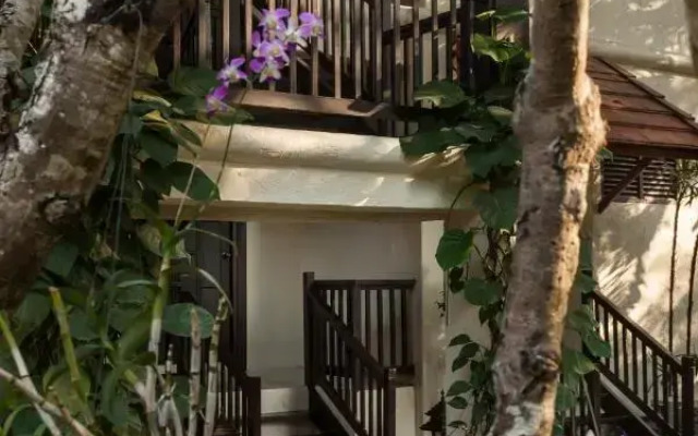Lanna Dusita Riverside Boutique Resort