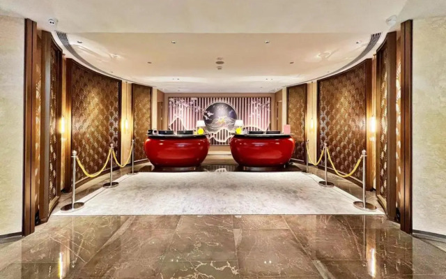 Landmark International Hotel
