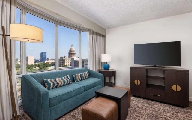 DoubleTree Suites by Hilton Austin Downtown Capitol