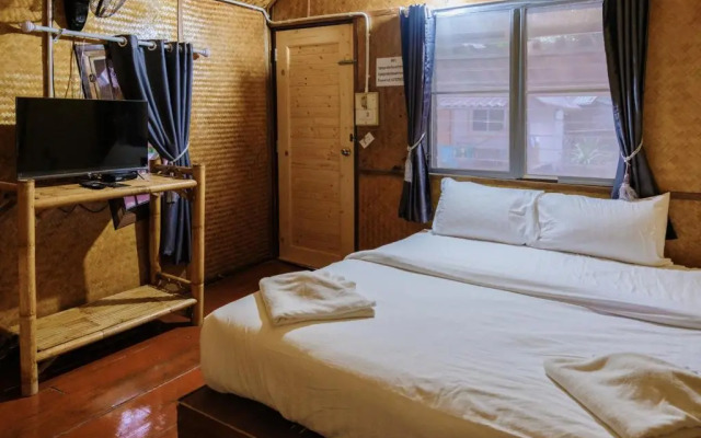 Lipe Garden Beach Resort