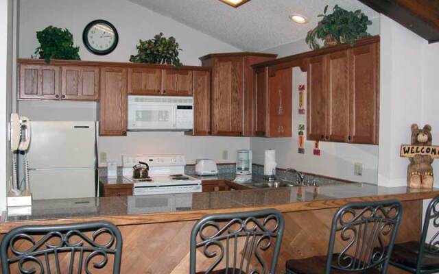 Beaver Creek West S2 - 3 Bedroom 3 Condo by RedAwning