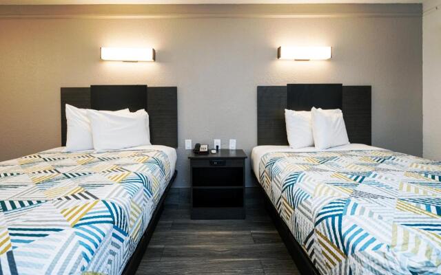 Motel 6 Baytown, TX - Garth Rd