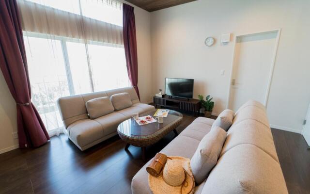 BEVERLY HILLS VILLA Miyakojima Resort