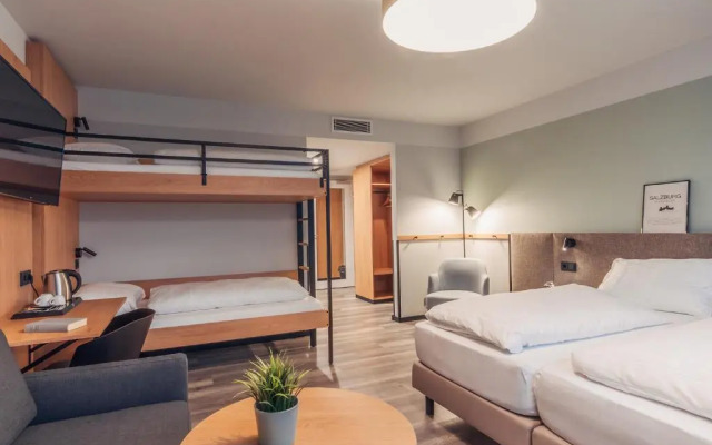 harry's home Salzburg