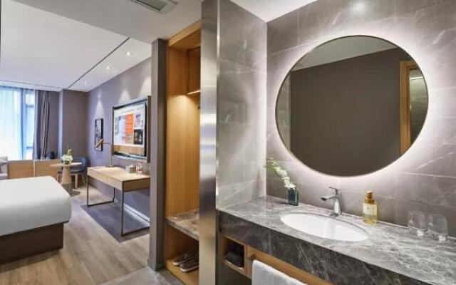 Orange Hotel (Shanghai Hongqiao Railway Station)