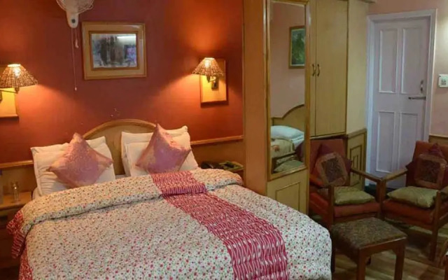 Hotel Samrat Regency