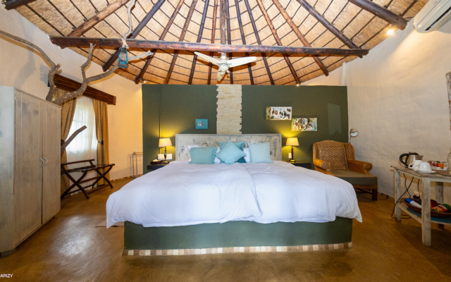 Mziki Safari Lodge