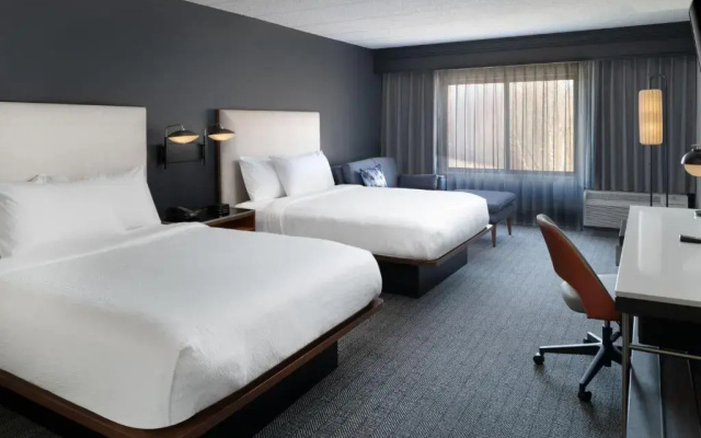 Courtyard by Marriott Providence Lincoln