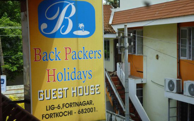 Backpackers Holidays Kochin Guest House