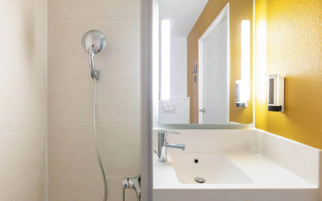 B&B HOTEL Lyon Ouest Tassin