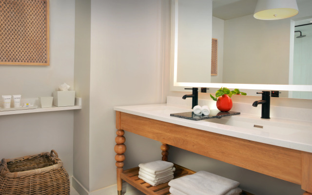 Pelican Grand Beach Resort - A Noble House Resort