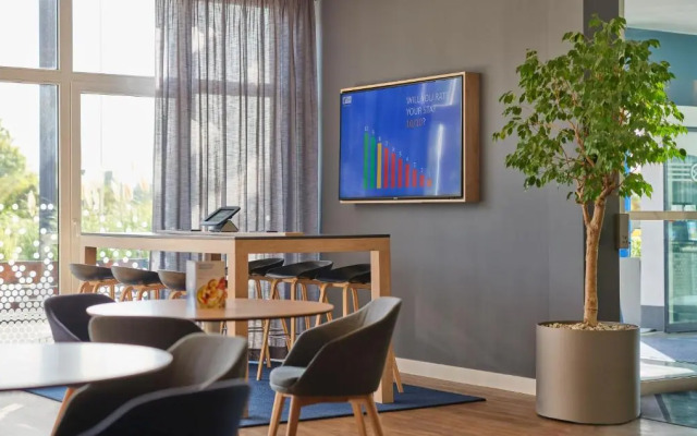 Holiday Inn Express Frankfurt Airport by IHG