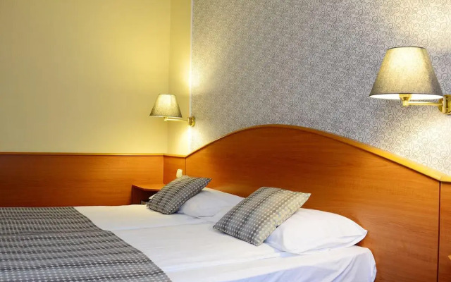Hotel Orion Várkert