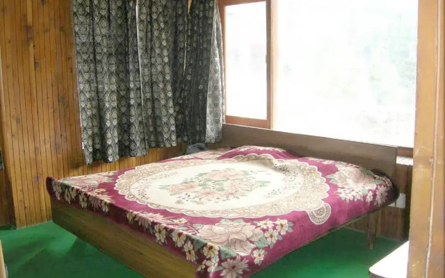 Hotel Hema Holiday Home