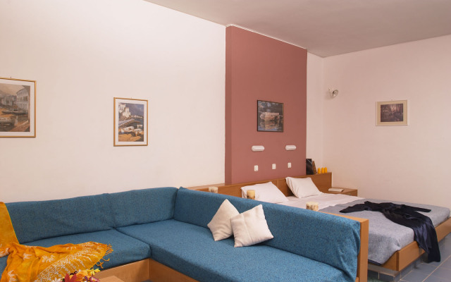 Iria Mare Holiday Club