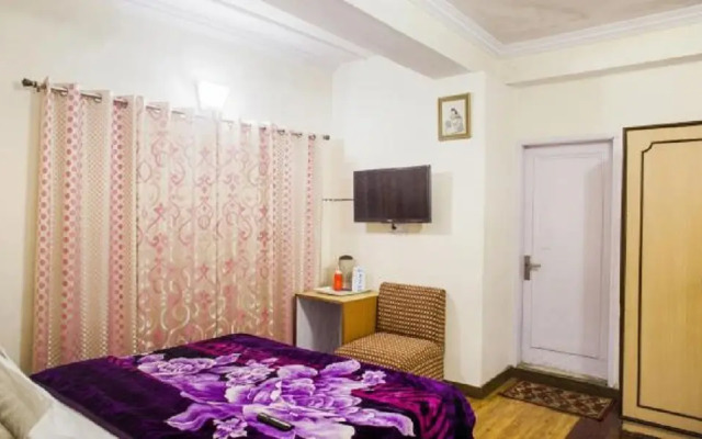Hotel Himani Premium