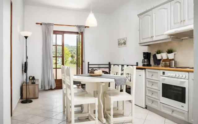 Marias Seaside Apartments
