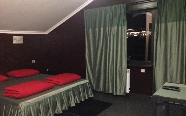 Guest House on Beryozovaya 72