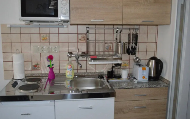 Happy Holiday Lux Apartments