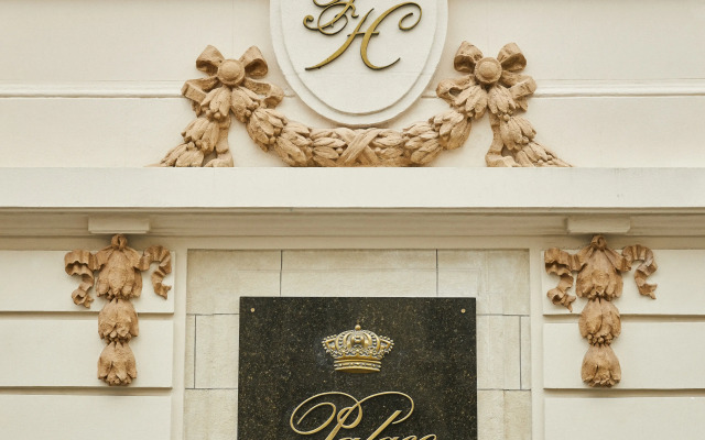 The Palace, a Luxury Collection Hotel