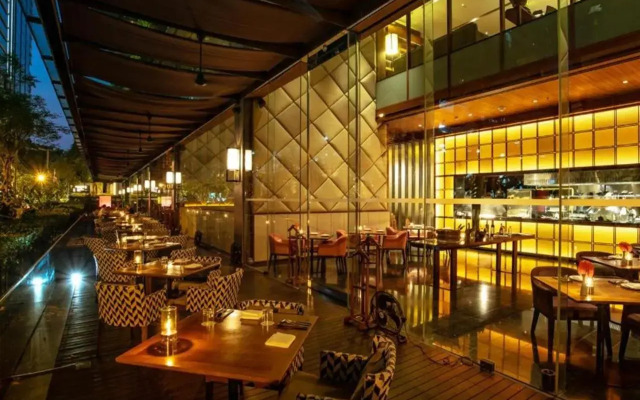 Hansar Bangkok Hotel