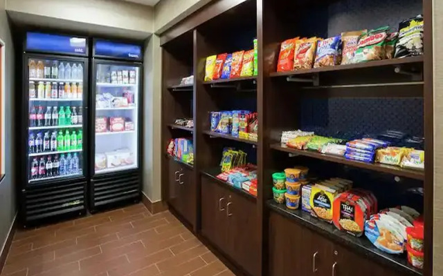 Hampton Inn & Suites Minneapolis West/ Minnetonka