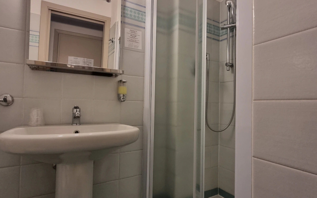 Green Class Hotel Astoria