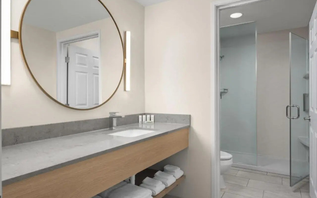 Fairfield by Marriott Inn & Suites Helena North Hotel