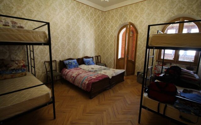 Tbilisi Grand Hostel