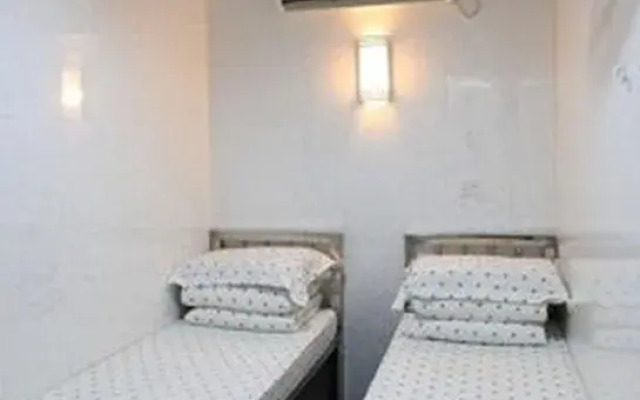 Golden Ocean Guest House