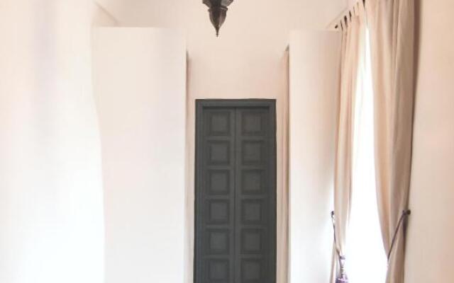 Riad Dar K