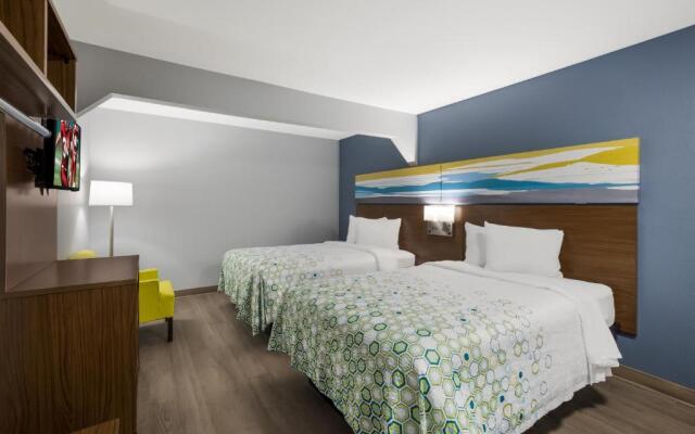 Hometowne Studios Orange, Tx