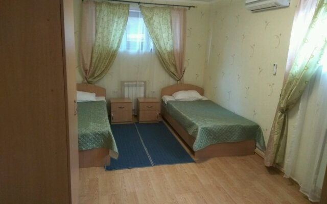 Tis Hotel