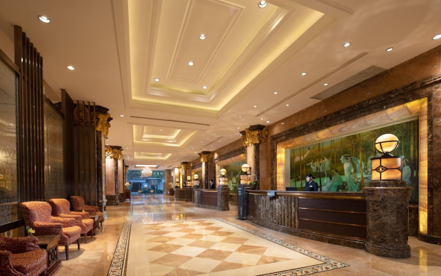 Crowne Plaza Shanghai Nanjing Road by IHG