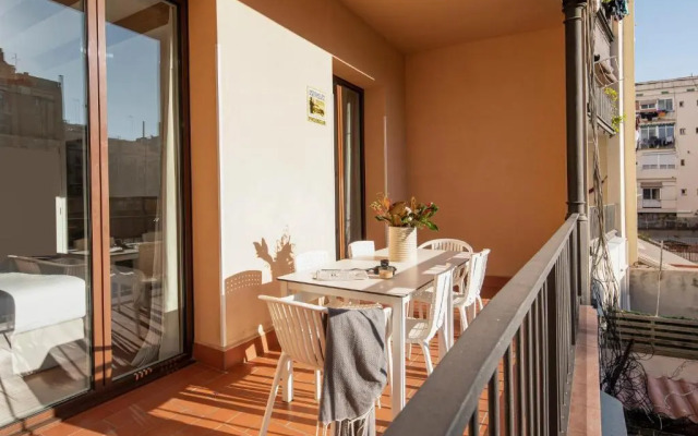 MH Apartments Center