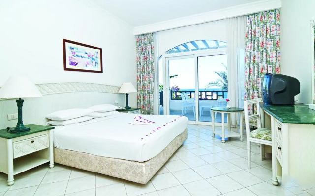 Poinciana Sharm Resort  Apartments