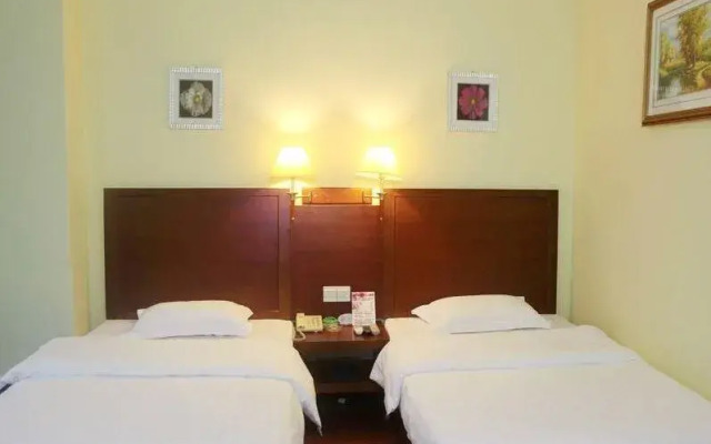 Xingyi Hotel