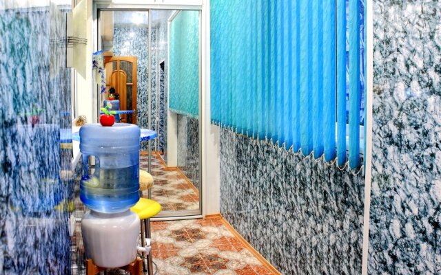 Na Novorossiyskoy 18 Apartment