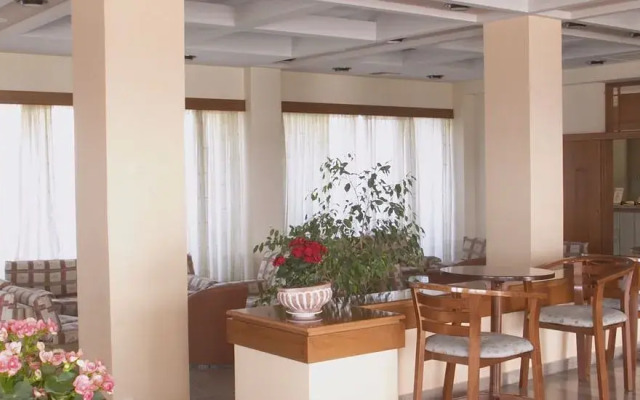Iria Mare Holiday Club