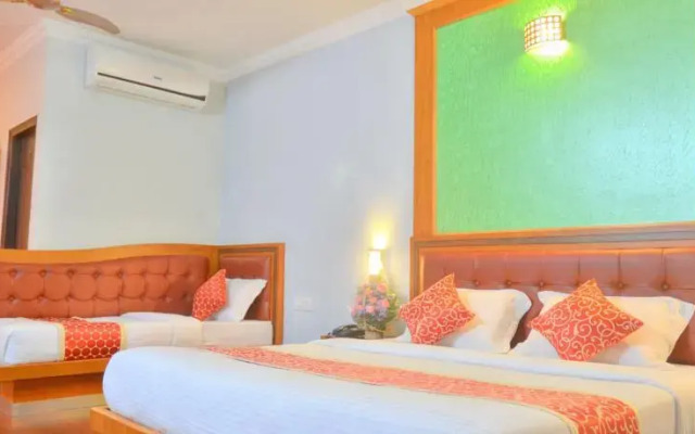 Akshaya Palace Inn