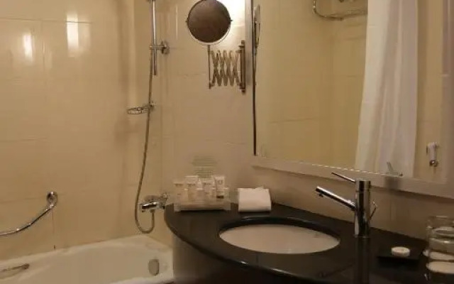 Millennium Central Kuwait Downtown