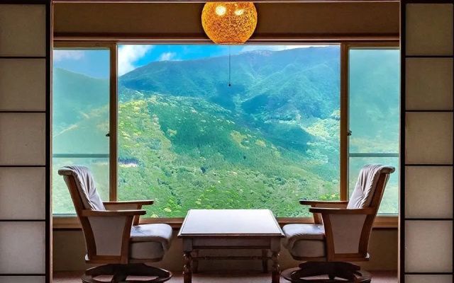 Compact Japanese-style room 사진 4